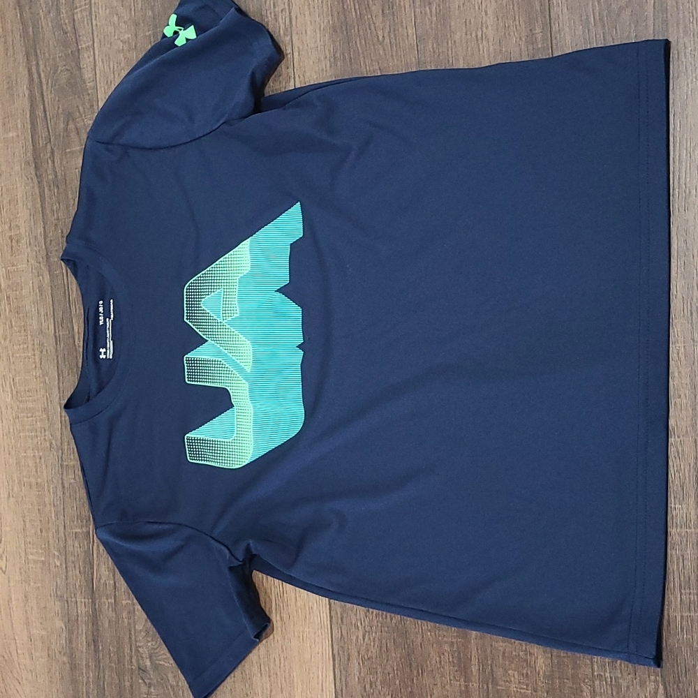 Under Armour dry fit tee